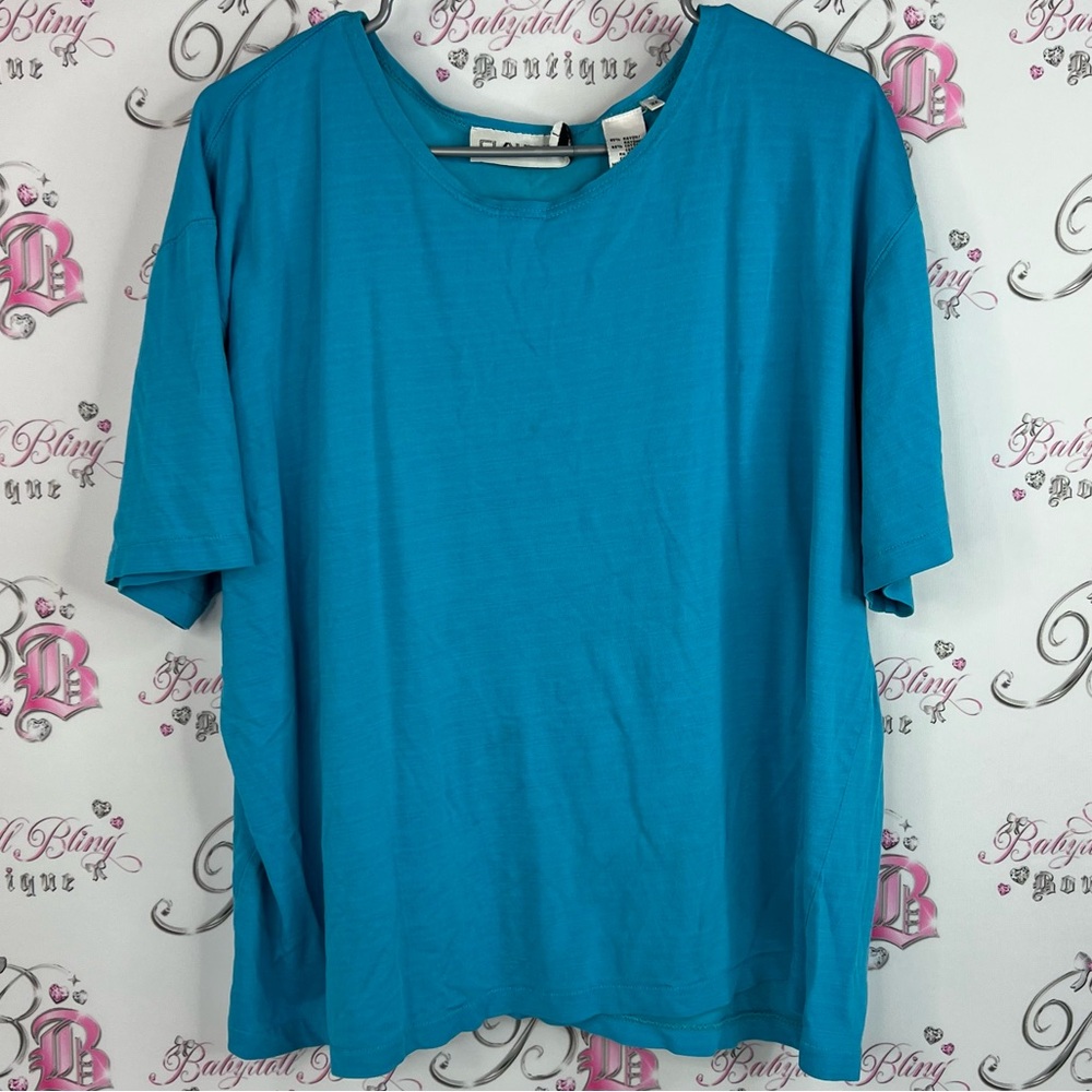 Chaus tshirt tee bright flowy teal turquoise classic Vibrant Blue Top